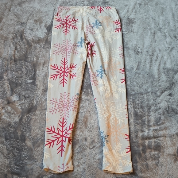 Snowflake Patterned Leggings - Picture 2 of 2